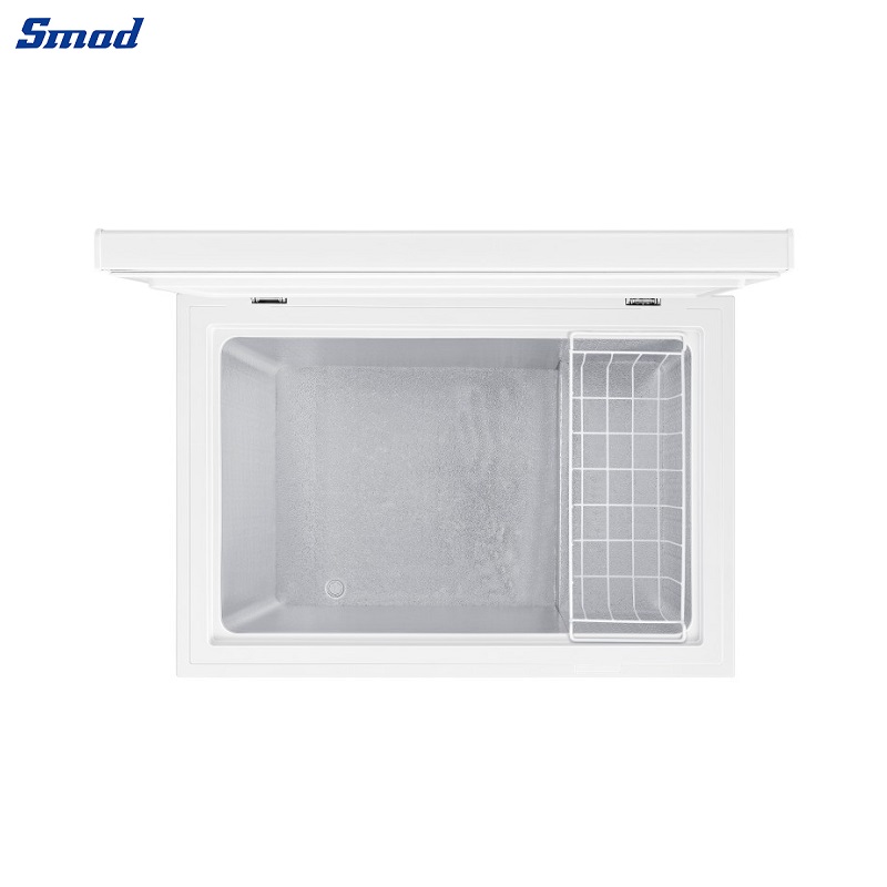 
Smad 7 Cu. Ft. Energy Star® Chest Freezer with Power On indicator light