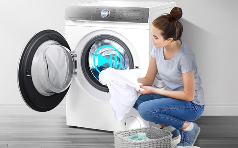 
Smad Black Freestanding Washer and Dryer with Pause & Add Function